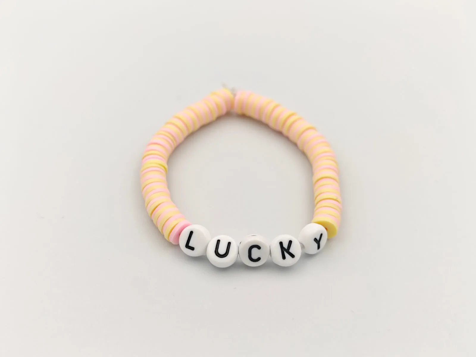 Vrolijke Gelukzalige Armband