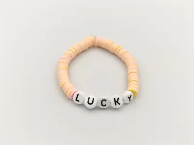 Vrolijke Gelukzalige Armband