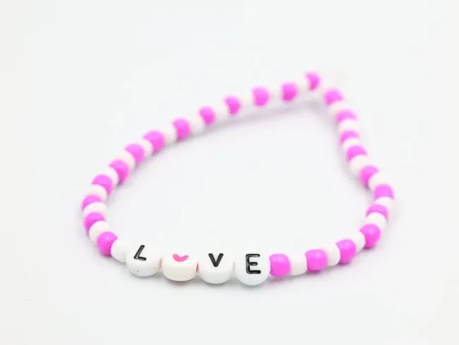 Love Vibes Purple Armband by AG Sieraden
