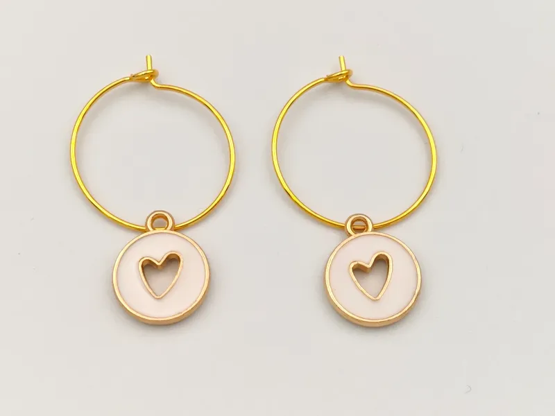 Gouden Harten Charm Oorbellen by AG Sieraden